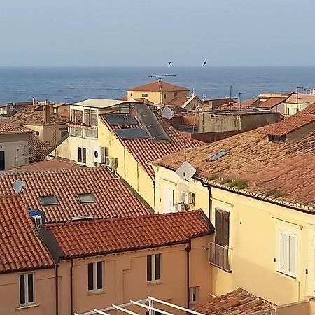 לינה וארוחת בוקר טרופאה Al Vecchio Castello מראה חיצוני תמונה