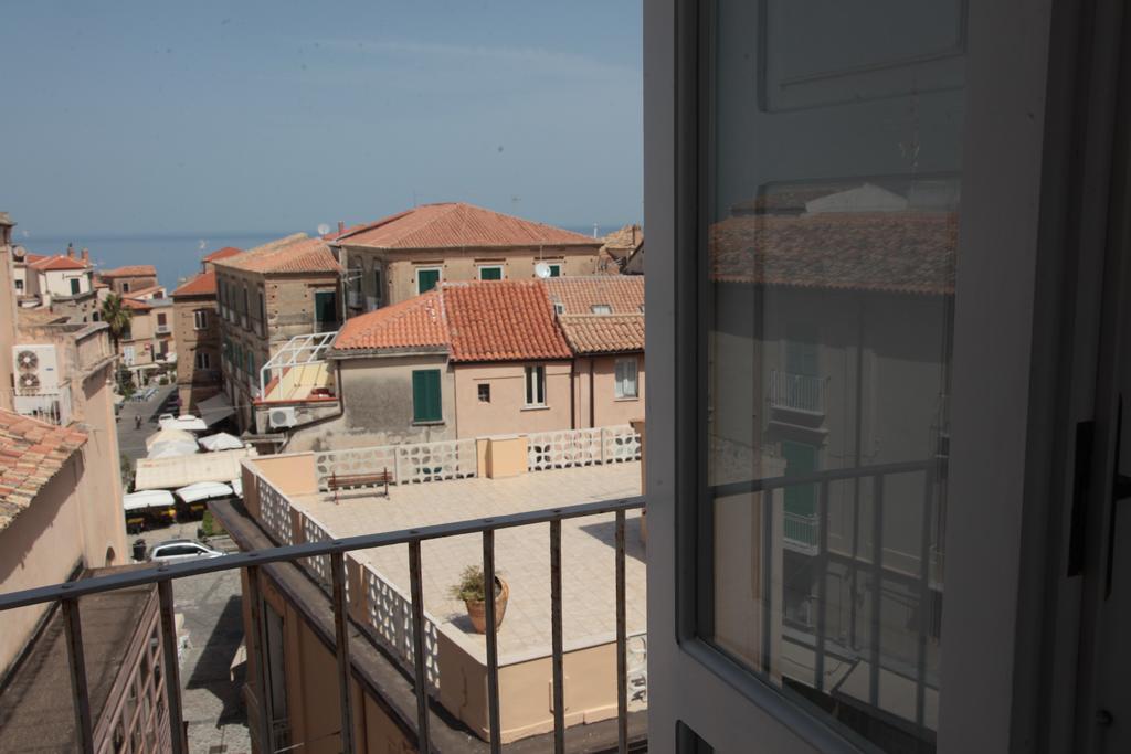 לינה וארוחת בוקר טרופאה Al Vecchio Castello מראה חיצוני תמונה